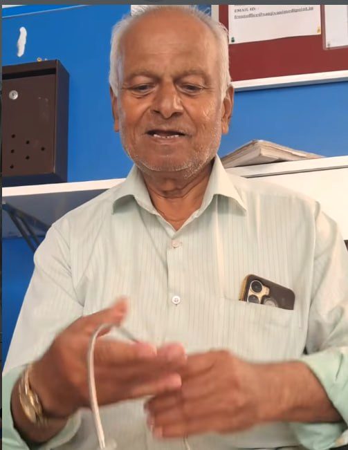 An elder enjoying the ring